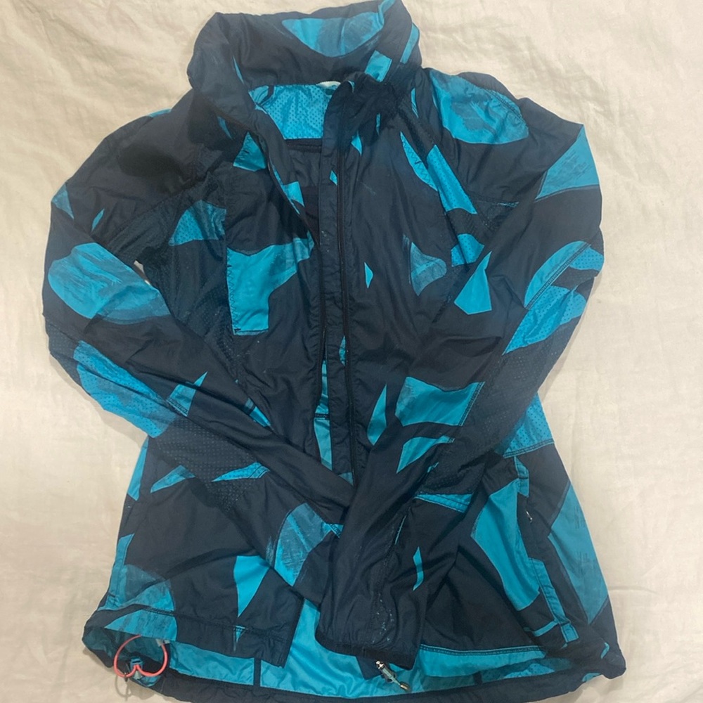 Lululemon Windbreaker